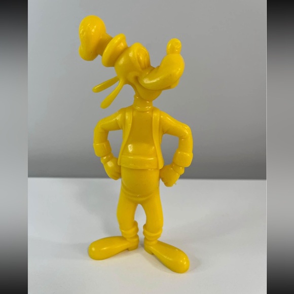 Vintage 1960-70's Louis Marx 6 Inch molded plastic Disney characters - Picture 6 of 8